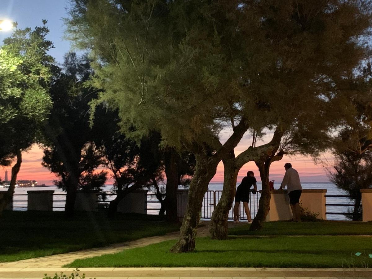 Bed and Breakfast Aurelia Sea View Torre Canne Exterior foto
